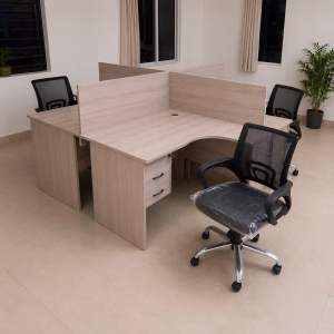 4 way curved workstation