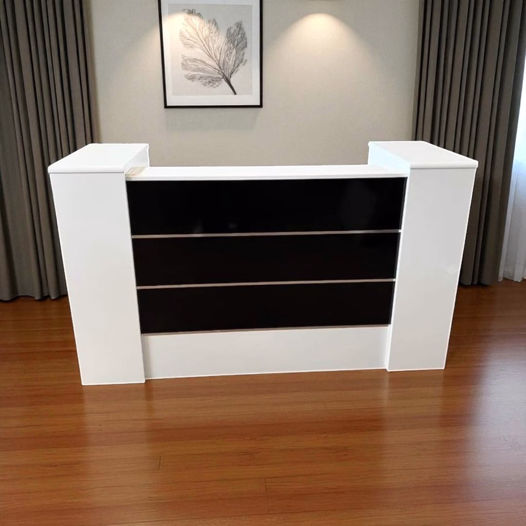 Reception desk spacious 1.8m reception desk in Kenya